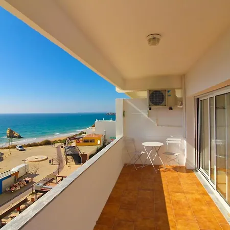 Apartment E Mar 3